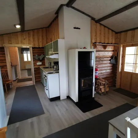 Ollilan Lomamajat بيت للعطل