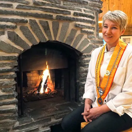 Nyaraló Ollilan Lomamajat *